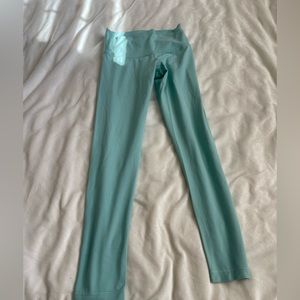 Aritzia Butter Leggings